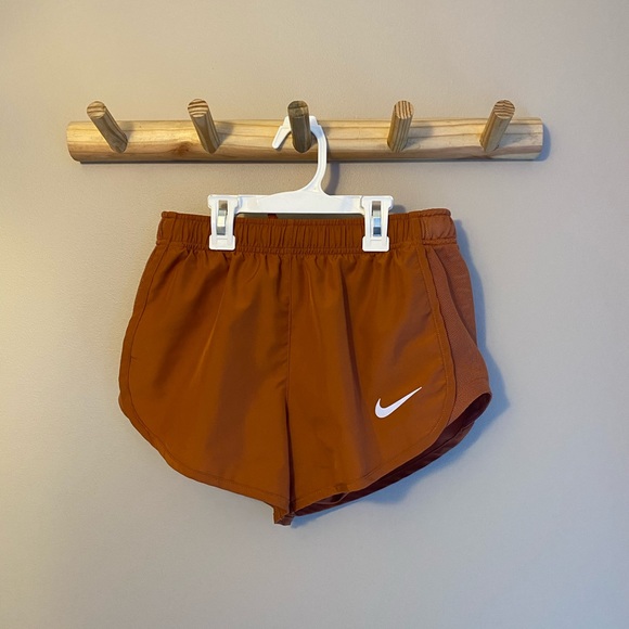 orange nike shorts women